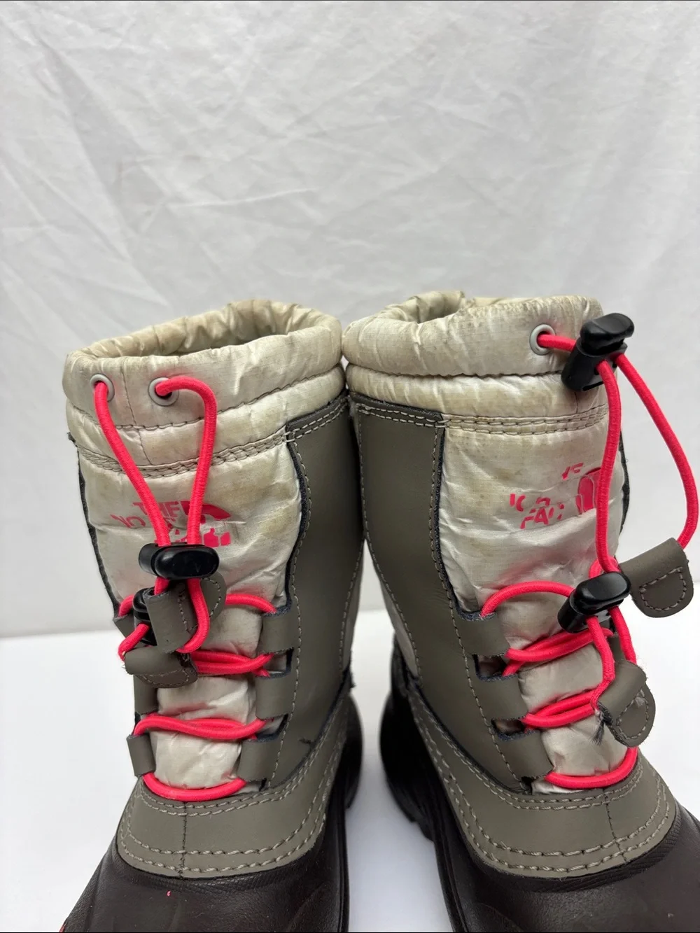 The North face waterproof boots, size 10 for toddler girl, box 74
